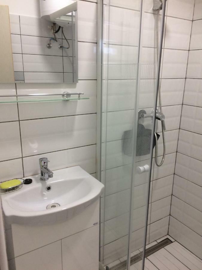 Teraszos Haz Hotel Балатонлеле Екстериор снимка